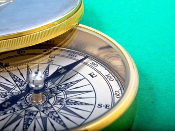 Can you detect changes in the earth's magnetic field?