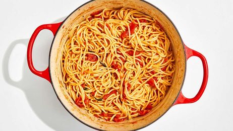 FYI, You Can Make Delicious Homemade Tomato Sauce in a Half Hour