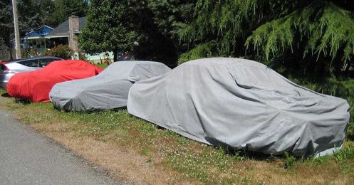 Benefits of Car Covers Over Tarps