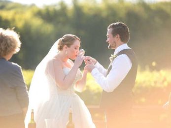 10 Wedding Ceremony Rituals and the History Behind Them