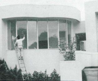 Window Cleaning Tips for Spring