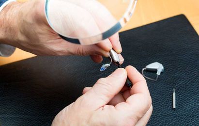 How to Tell if You Need Hearing Aid Repairs