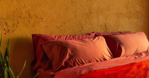 8 Reasons to Ditch Your All-White Bedding