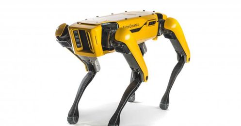 Boston Dynamics’ SpotMini robot can haul vehicles, too