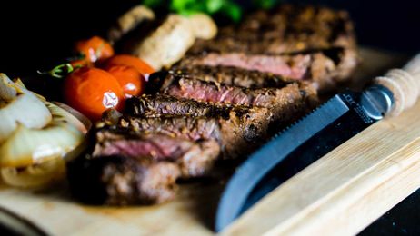 You Can Use Mayonnaise to Sear a Steak