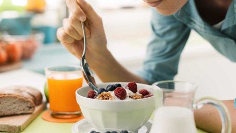Skipping breakfast tied to higher risk of heart-related death, study finds