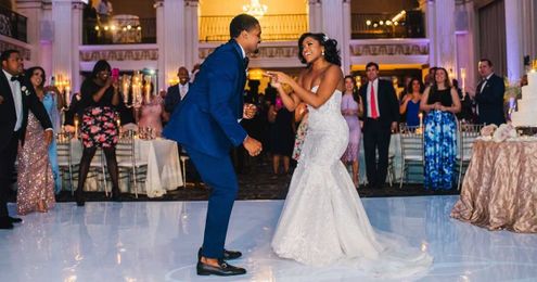 How To Not Totally Mess Up Your Wedding Dance — Even If You Skipped Lessons