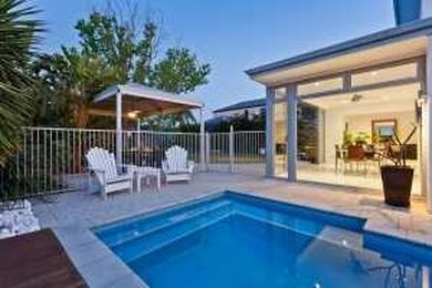 How Much Does a Pool Add to the Sale Price of a House