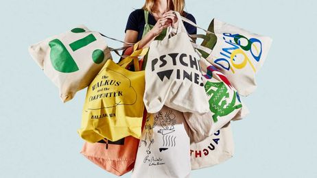What Does Your Restaurant Tote Say About You?
