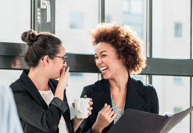 However you spell it, 'humor' or 'humour' is admissible in law practice