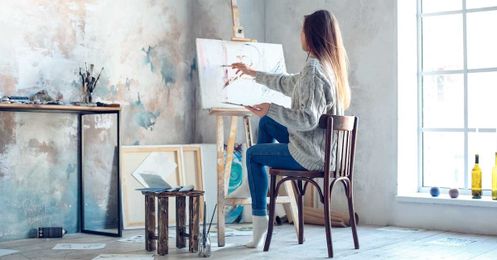 Here’s Everything You’ll Need to Set Up Your Own Home Art Studio