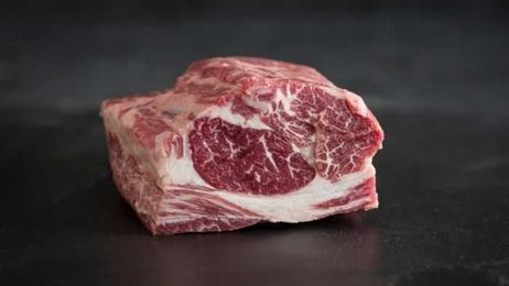 Carrots destined for landfill used to produce new 'wagyu' lamb