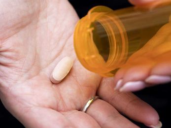 Naltrexone for MS: What it does and side effects