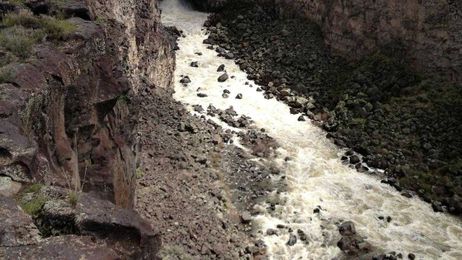 Hidden History: The Malad River's mysterious missing bridge