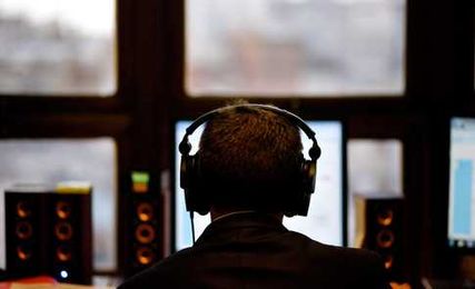 Should you listen to music while doing intellectual work?