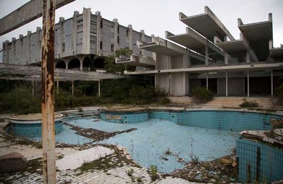 10 Abandoned Hotels That Will Give You Chills