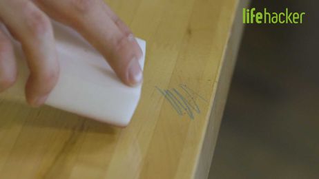 Get the Most Out of a Magic Eraser by Adding Vinegar