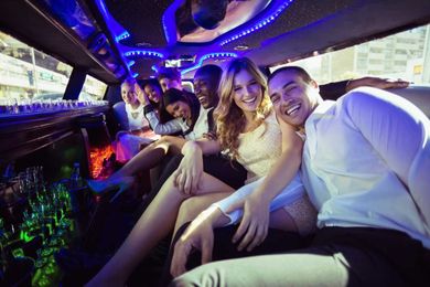 Average Limo Cost: 5 Reasons To Book It For Your Next Concert