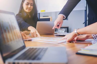 10 Things to Consider When Choosing the Best Freight Forwarding Company