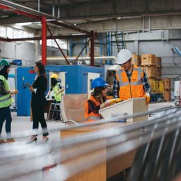 How is the Canadian Manufacturing Industry Responding to Change?