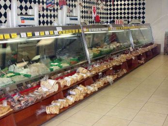 What’s So Great About Remote Refrigerated Deli Cases?