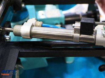 Electro Pneumatics Training for Industrial Workers: A Great Investment!