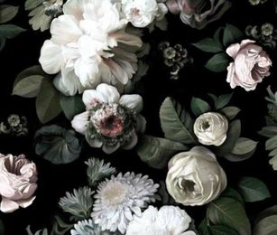 3 Dramatic Floral Decor Pieces You'll Love