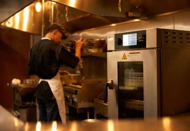 Alto-Shaam outlines five benefits of Vector Multi-Cook ovens