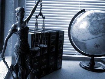What you should consider when looking into a Denver personal injury attorney