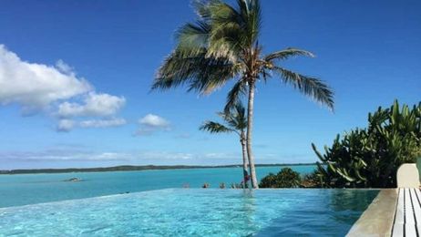 Hotel room or vacation rental? The accommodation debate