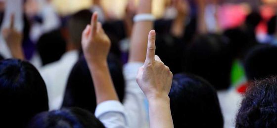 2 Sales Strategies Entrepreneurs Can Learn from Auctioneers