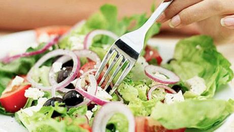 The only weight-loss diet you need this festive season. Chuck the rest