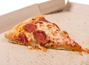 This Is Exactly How Long Pizza Stays Fresh For