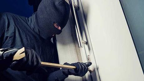 Top 5 Warning Signs Targeting Your Home For Burglars