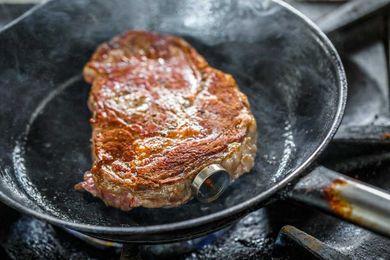 10 Mistakes (Almost) Everyone Makes When Cooking Steak