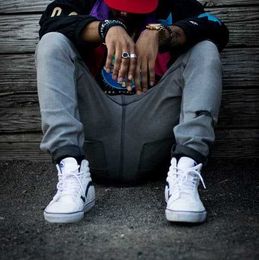 Black Men and Mental Illness Can Be a Barbershop Conversation, Too