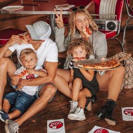 How to Grow Your Pizzeria Business Without Using Social Media