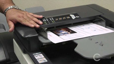 How to Load the Paper Feeder on your Konica Minolta Bizhub