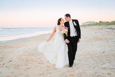 Find Venues, Photographers & Florists