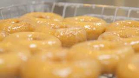 How Dunkin' makes Donuts