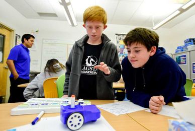 QuestBotics founder testing system with Flagstaff Academy students’ help