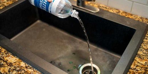 How to Clean a Smelly Drain