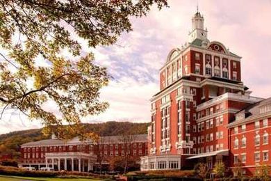 37 Haunted Hotels Around the World You Should Definitely Stay At