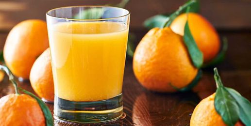 You Should Always Be Drinking Orange Juice With Pulp