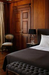 10 Incredible Interiors with Wood Paneling