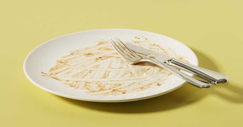 Here's Why You're Still Hungry After You Eat