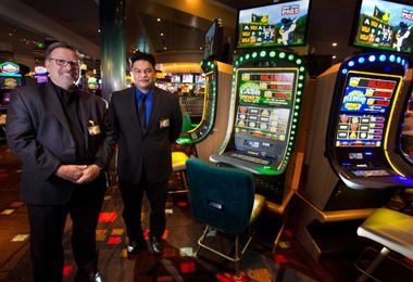 What are casino hosts and why they’ll be your best friend at the resort