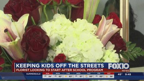 Mobile florist hoping to use his success to blossom creativity in youth