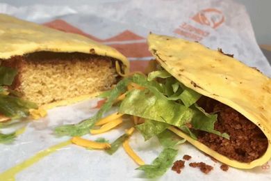 How to make a cake that looks like Taco Bell takeout