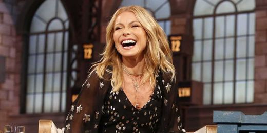 What a Dietitian Really Thinks About Kelly Ripa’s “Very Favorite” Breakfast